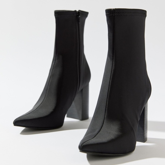 Jeffrey Campbell Shoes - Jeffrey Campbell Siren Boots